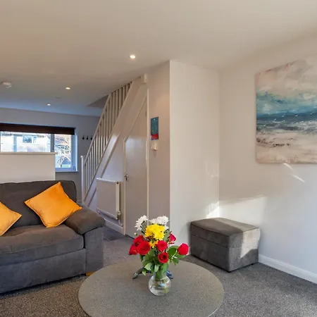 Finest Retreats - Carworgie Holiday home *